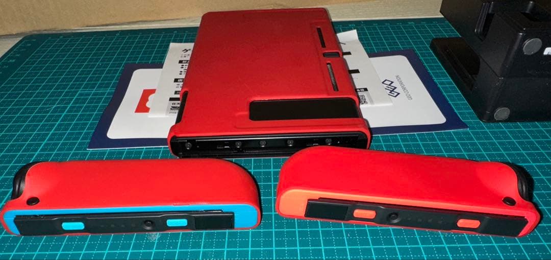 イ*ン様 美品 ニンテンドーSwitch microSDカード256Gのオマケ付