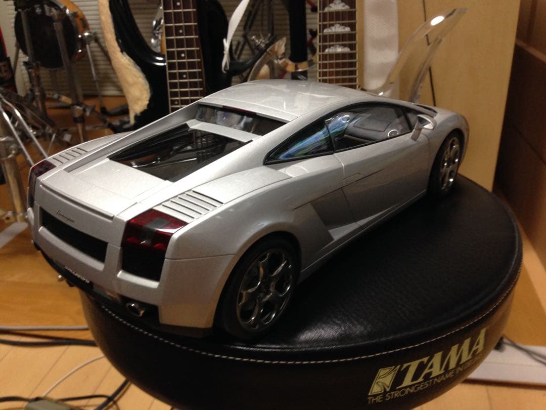 auto art ガヤルド 1/12 シリアルナンバー付　送料込み