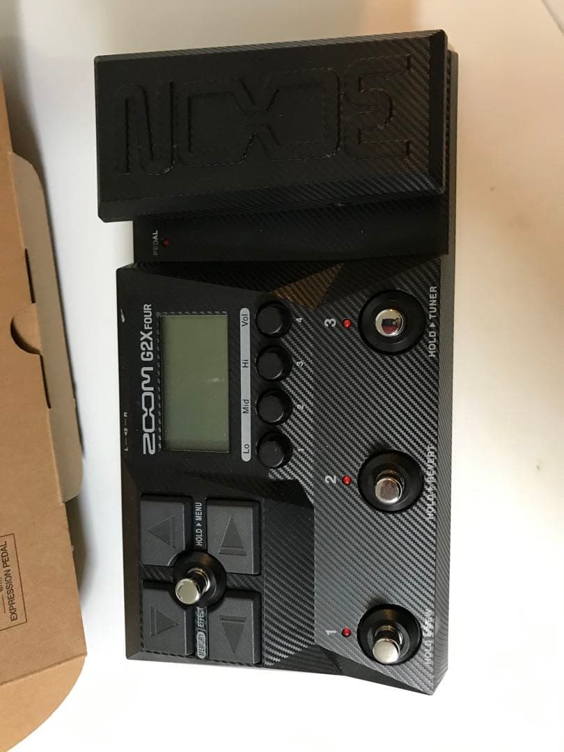 ZOOM g2x four (大幅値下げ）