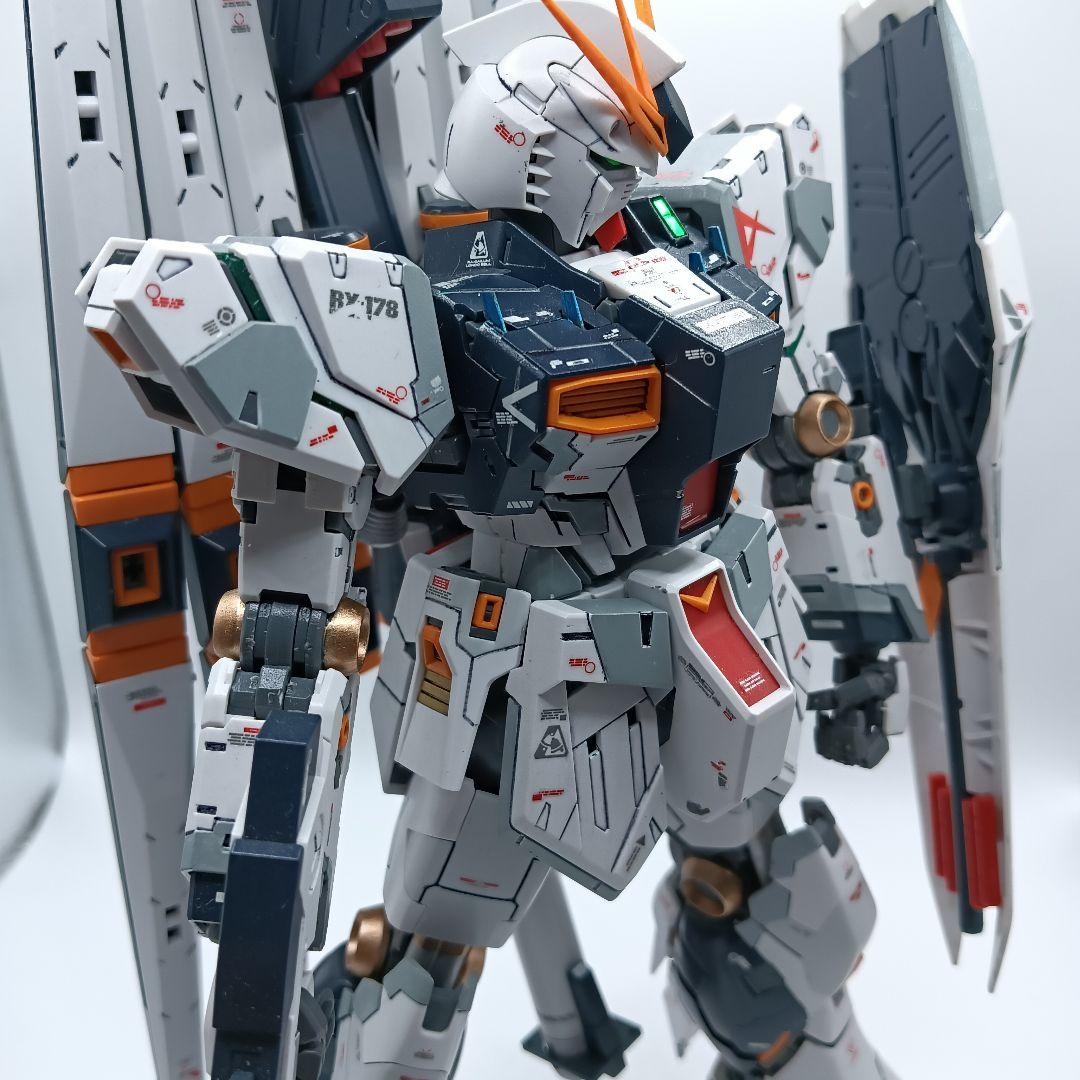 MG RX-93 νガンダムver.ka塗装完成品ジャンク