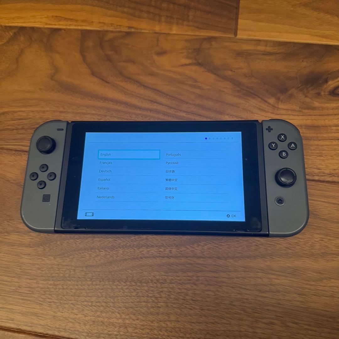 箱付き⭐︎美品　Nintendo Switch 本体 グレー コントローラー付き