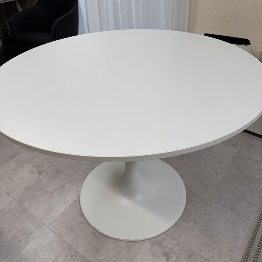 IKEA ドクスタ　ダイニングテーブル ホワイト 103cm