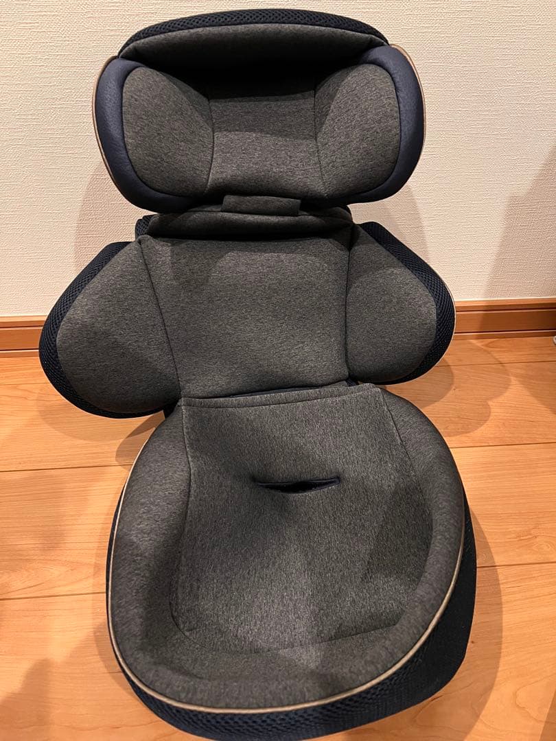 Aprica クルリラ 回転式チャイルドシート アカチャンホンポ限定