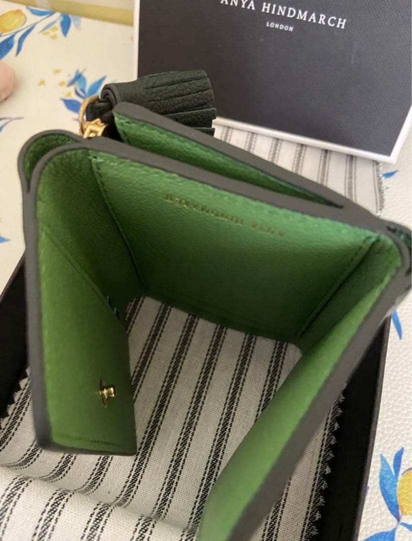 未使用　ANYA HINDMARCH ピーピング アイズ 三つ折り ウォレット