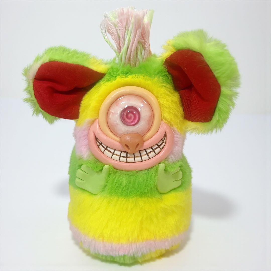 激レア 悪玉菌製造工場 蓄光 一つ目モンスター ソフビ風 ぬいぐるみ