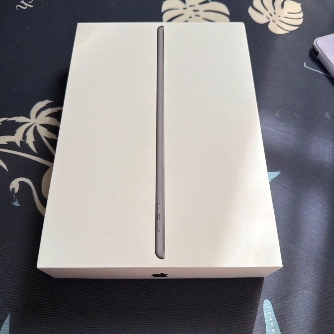 iPad 第7世代 スペースグレー 本体