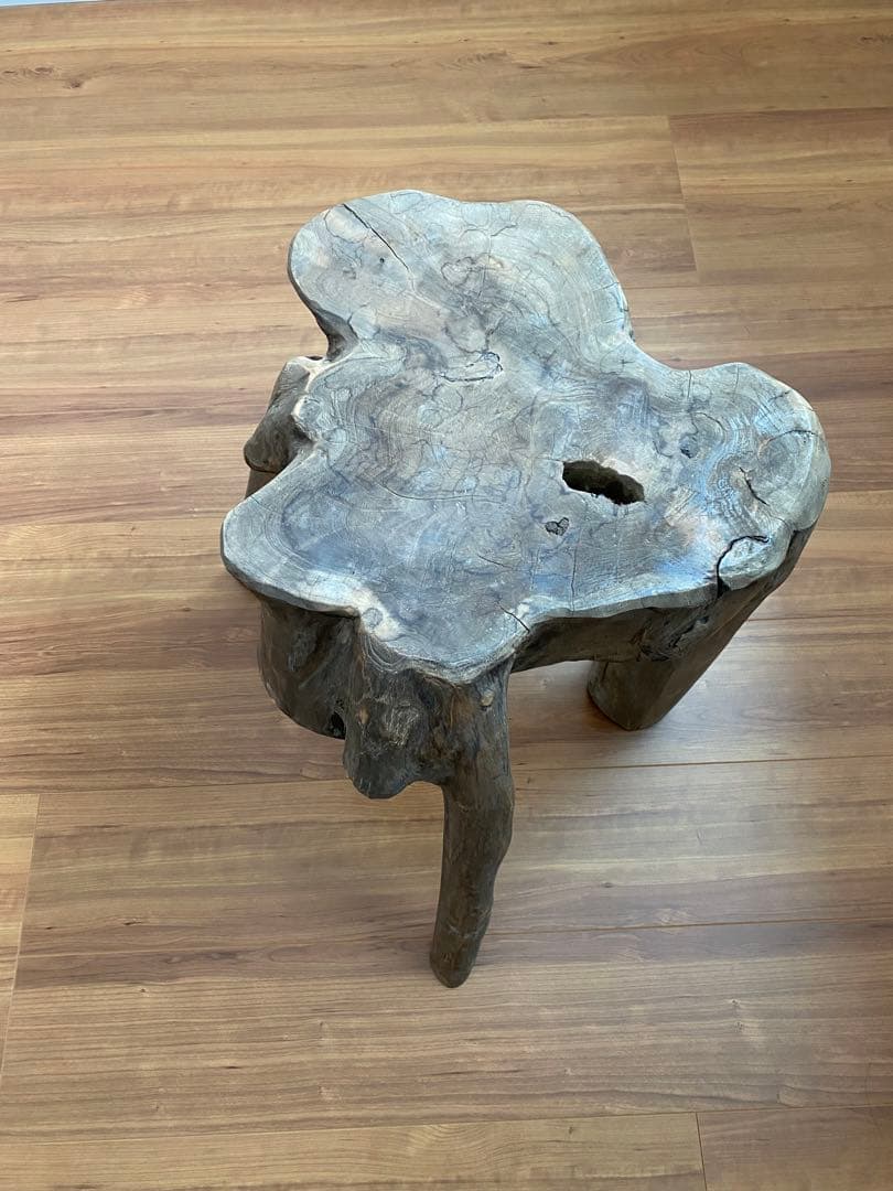 チーク無垢材　天然木　ウッドスツール　職人さん手作り　オルネドフォイユ