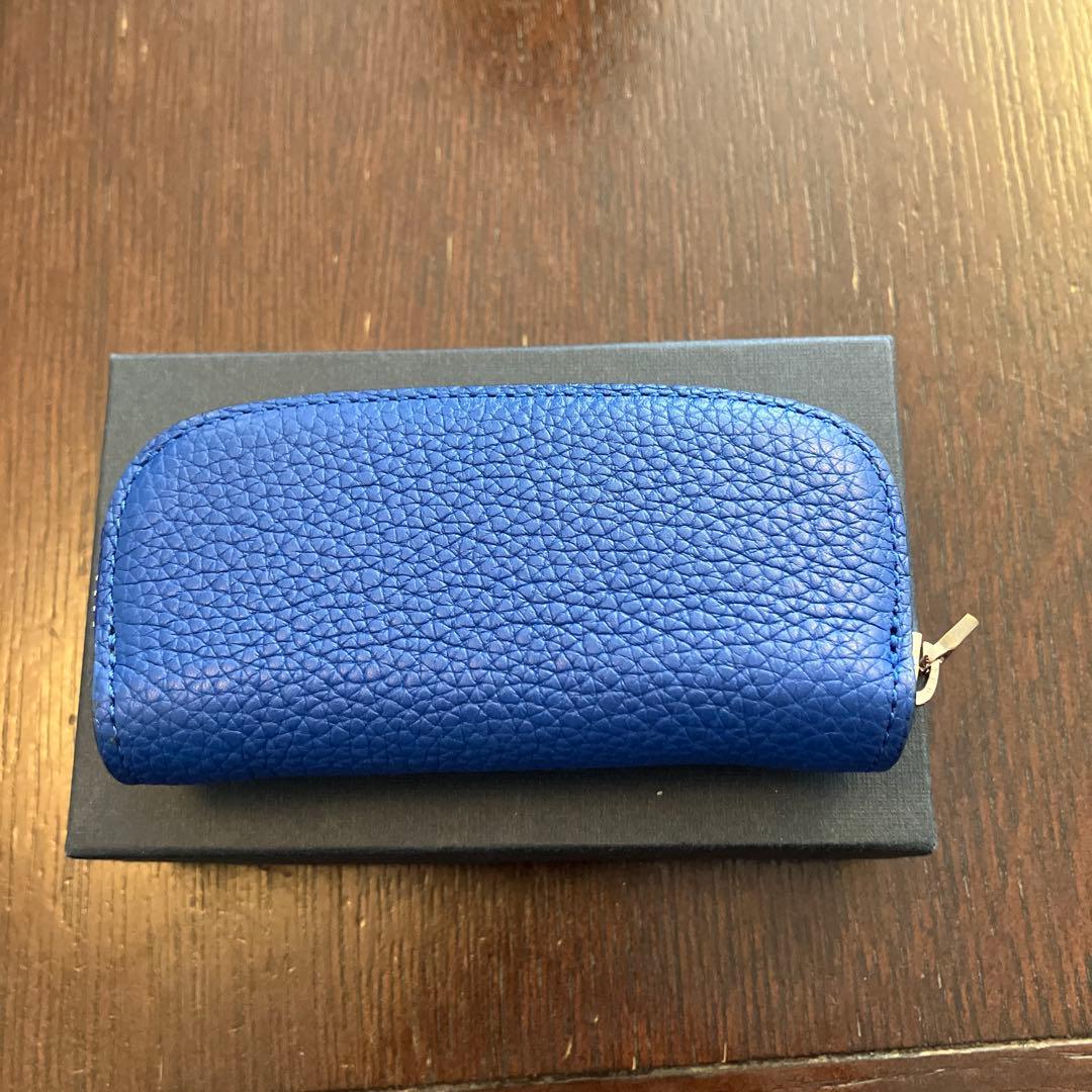 A.D.M.J. ブルー ケース