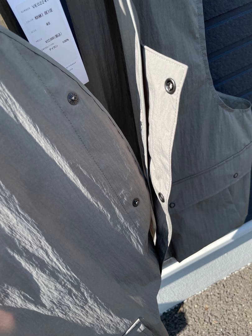 STILL BY HAND ナイロンスナップボタンベスト