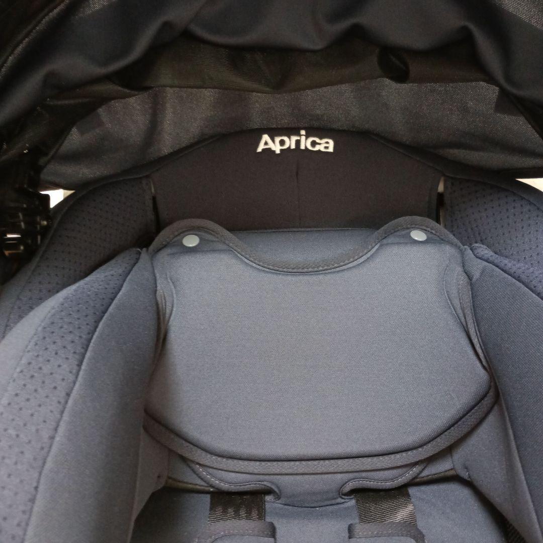 アップリカ　チャイルドシート　フラディアグロウ