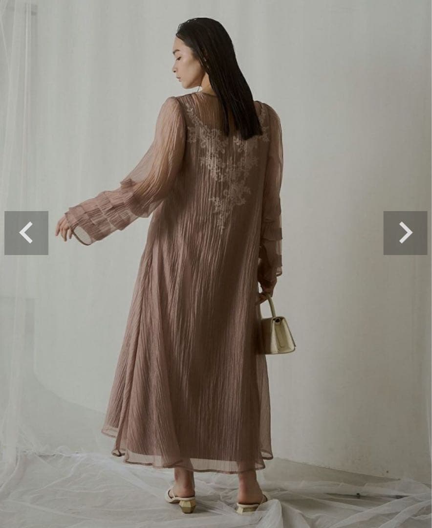 【クリーニング済】【LE'RURE】シアーAラインワンピース