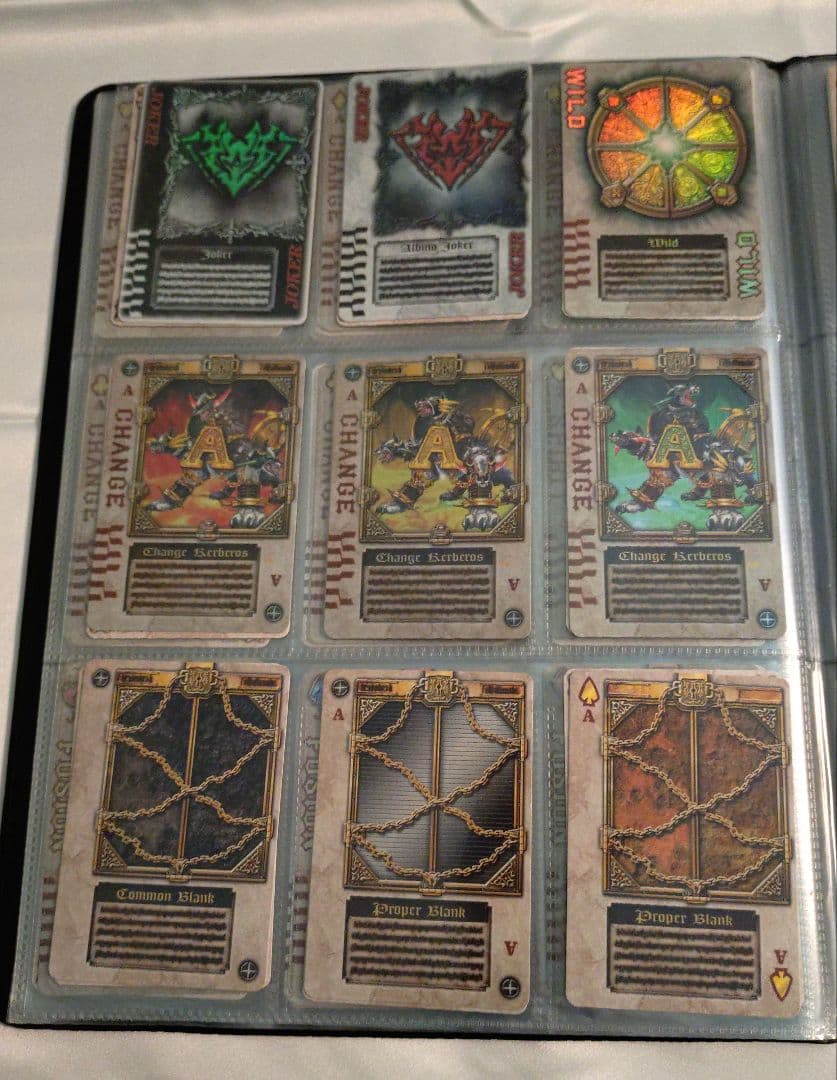 お年玉価格‼️【美品】ブレイド ラウズカードTVedition ホロ含む159種