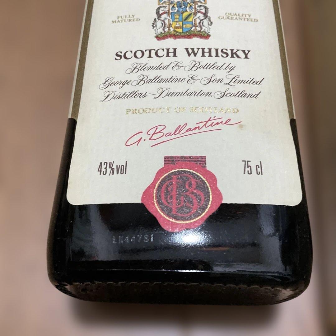 バランタイン　ファイネスト 赤青紋章 760ml 43% 未開栓 古酒　スコッチ