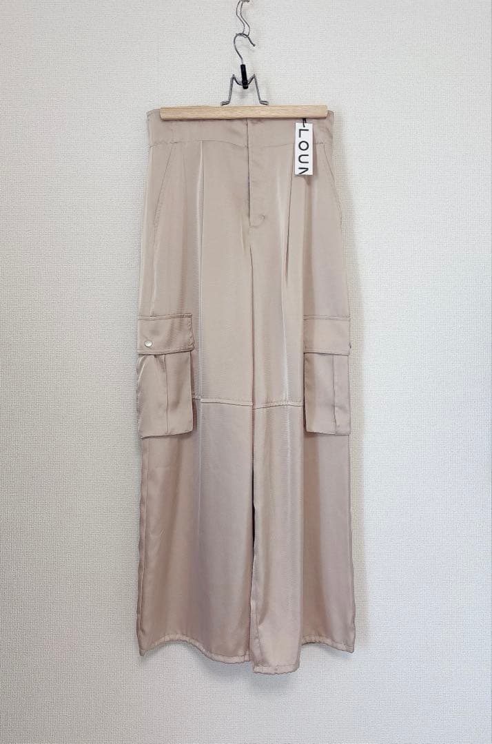 完売　未使用タグ付❤︎LOUNIE❤︎ルーニィ 大人気 新品 サテン カーゴパンツ