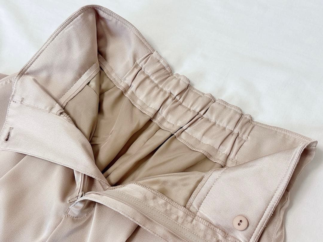 完売　未使用タグ付❤︎LOUNIE❤︎ルーニィ 大人気 新品 サテン カーゴパンツ