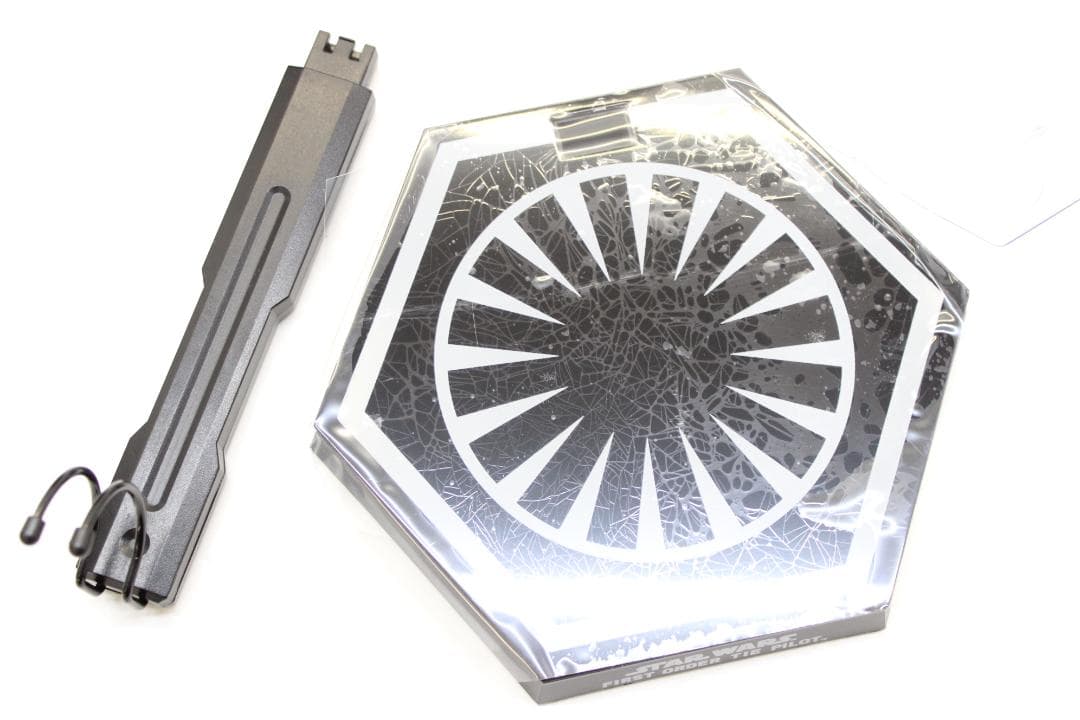 ホットトイズ タイ・ファイター・パイロット 絶版 29-MA0929-05