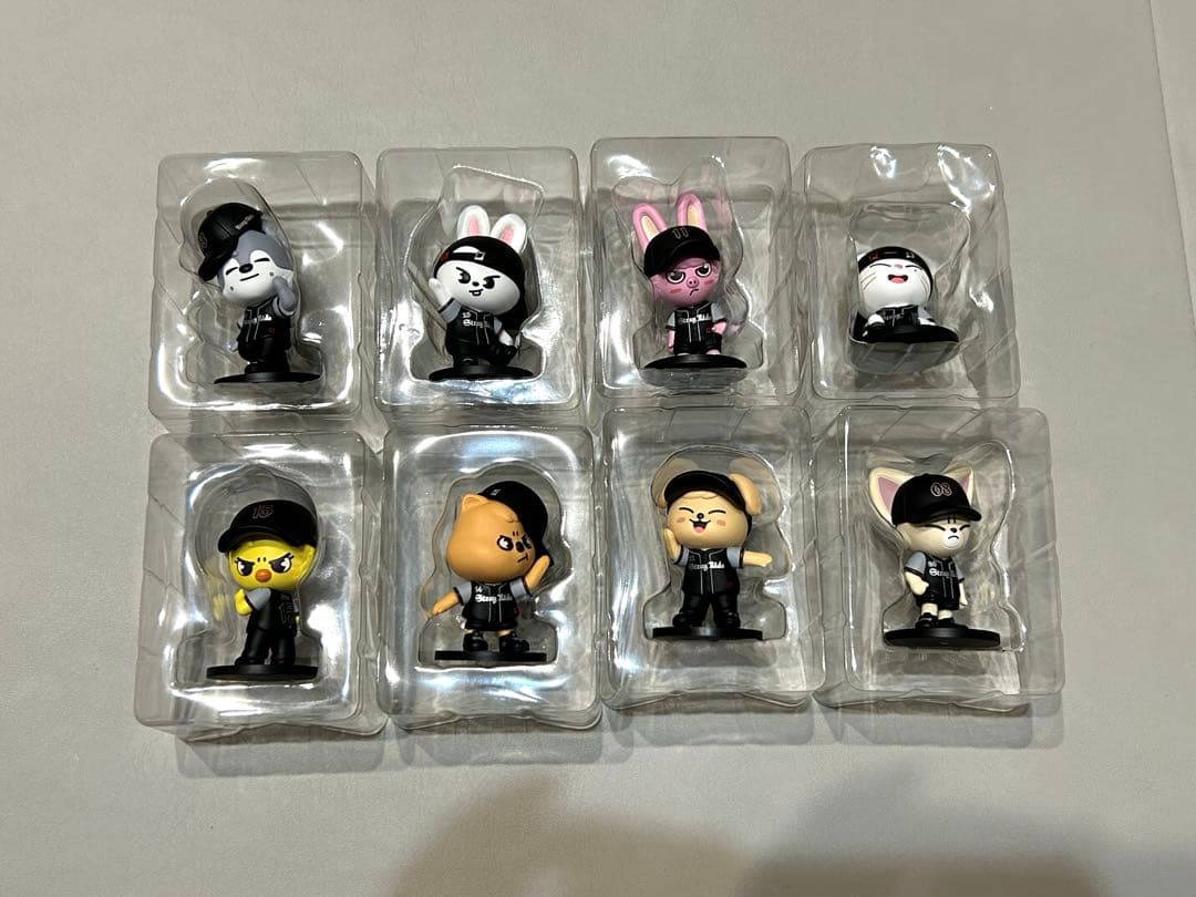 【匿名】straykids エコパ skzoo フィギュア コンプ