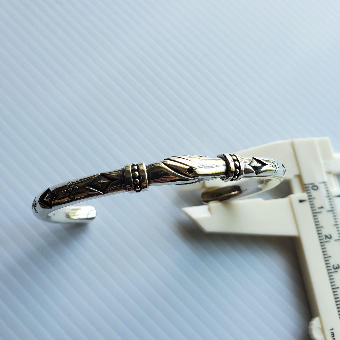 アクアフォーティス　シルバー　バングル　ブレスレット　アクセサリー