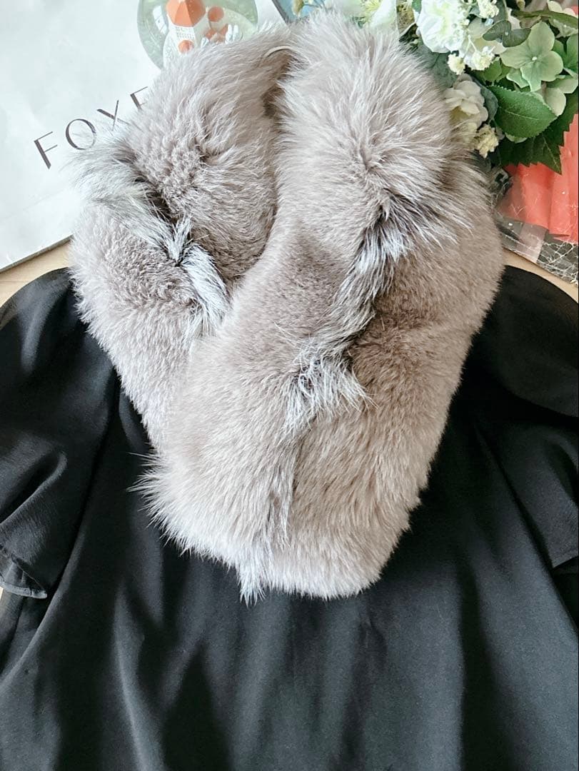 新品同様！ルネフォックスファーマフラー　foxey フォクシー