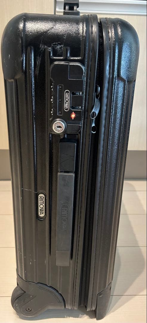 RIMOWA リモワ 2輪 スーツケース 機内持込