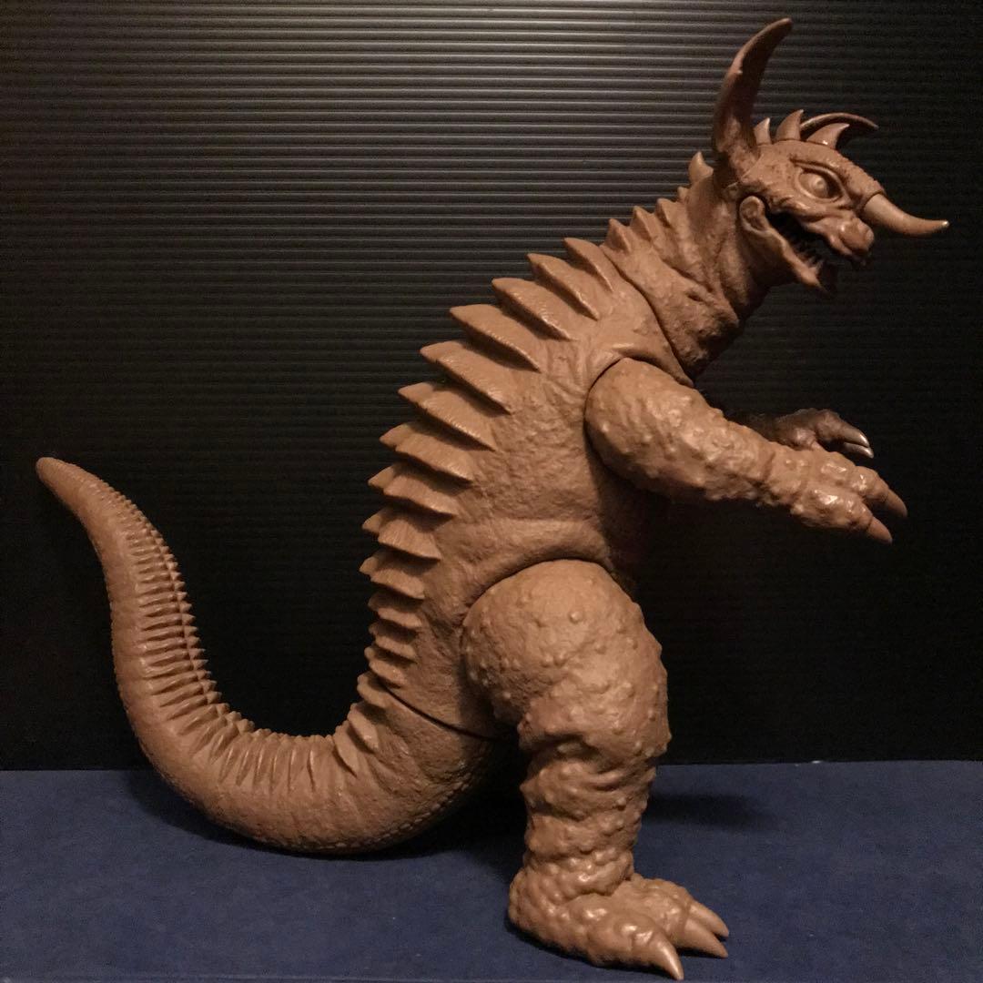 ビリケン商会 地底怪獣 バラゴン ソフト ビニール製キット 組立て済＆未塗装品