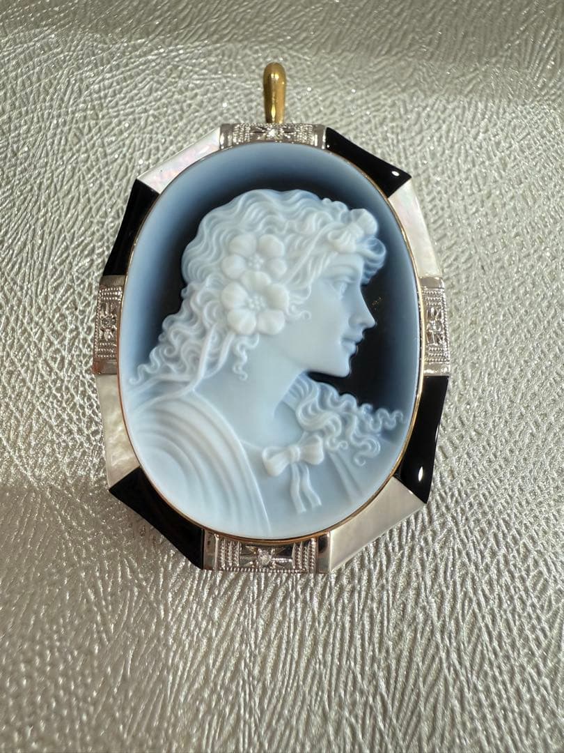 オニキスと18金とp t900カメオブローチ