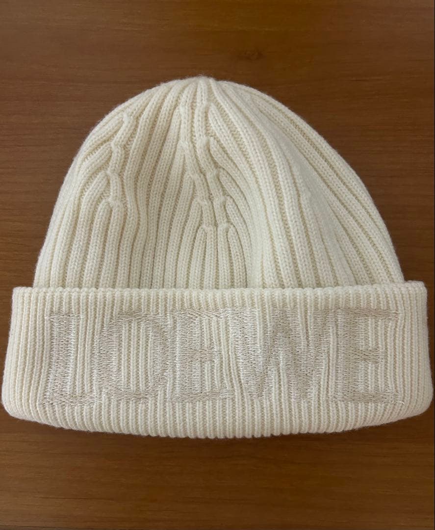 「値下げしました」LOEWE アイボリー ニット帽