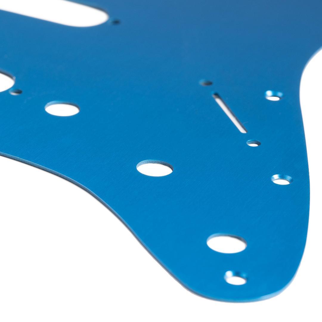 ストラト用アノダイズドピックガードBlue青/Lotustorks