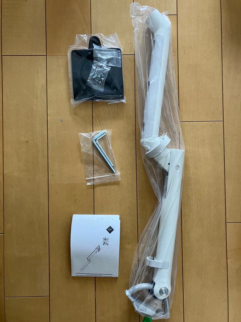 【新品未使用】ハーマンミラー フローモニターアーム