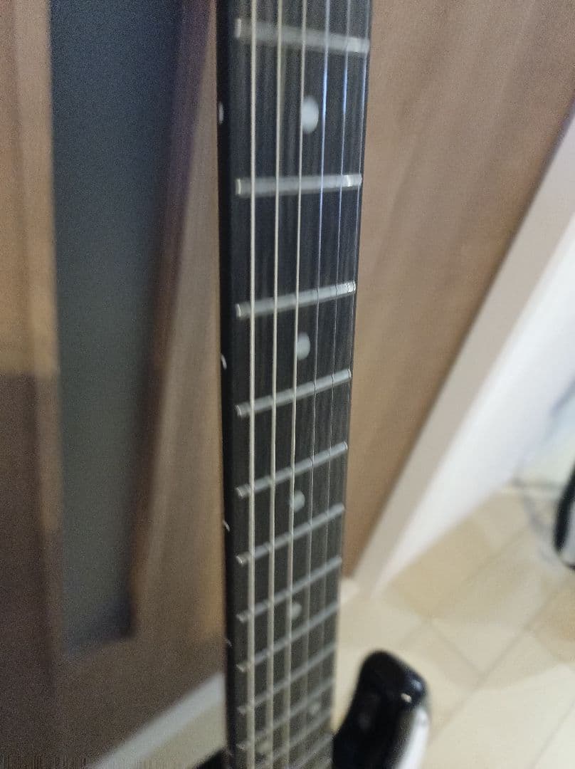 BUSKER'S　バスカーズ　ストラトタイプ　SSH エレキギター