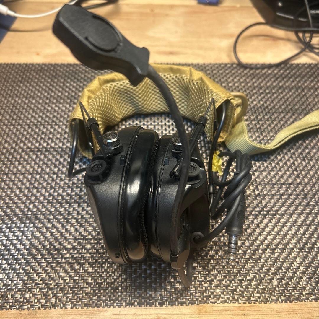 タクティカルヘルメット　ヘッドセット