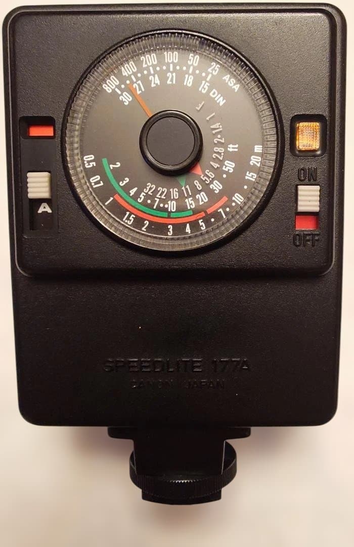 フィルムカメラ キャノン AE-1 ＆フラッシュ＆望遠レンズ アンティーク