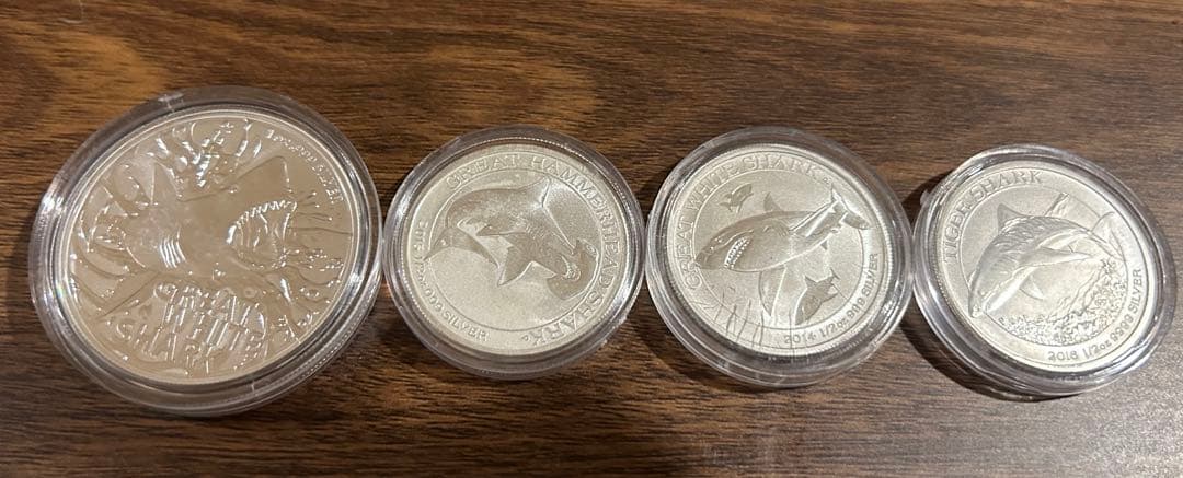 新品未使用　銀貨 4枚セット サメ