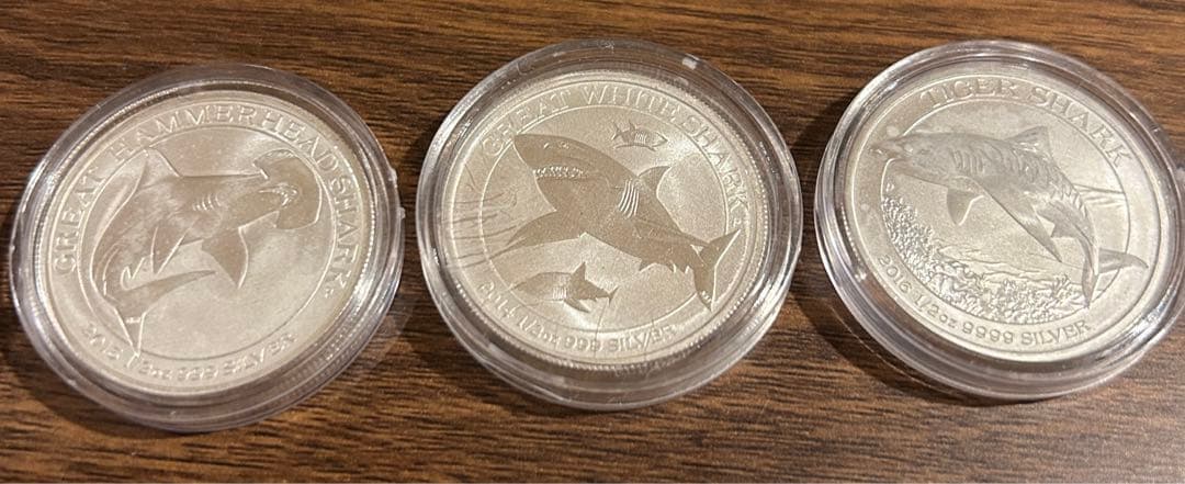 新品未使用　銀貨 4枚セット サメ