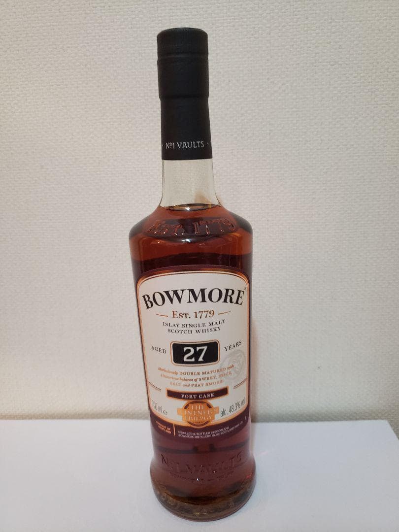 【希少】ボウモア　27年　ポートカスク　化粧箱入り　贈り物にも　BOWNORE