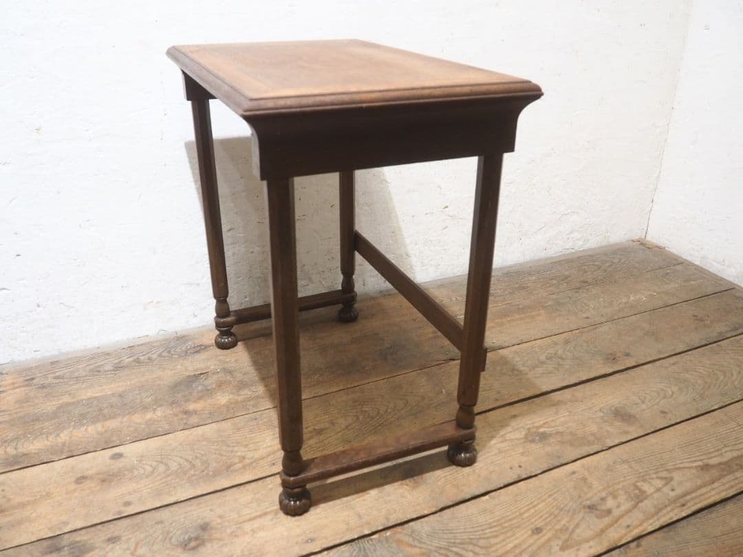 1279 英国ビンテージ　サイドテーブル　展示台　陳列台　インテリア　イギリス