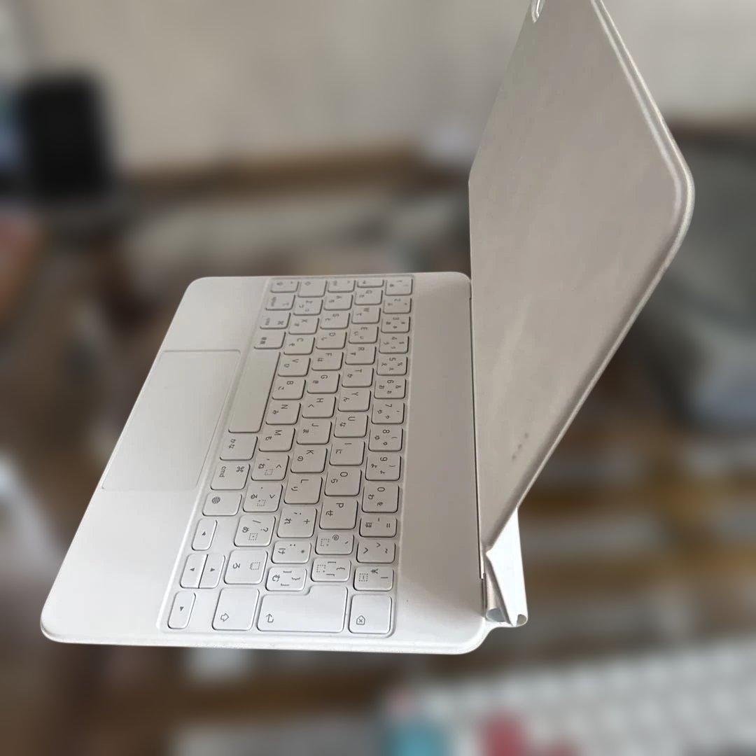 極美品 iPad Magic Keyboard A2261 MJQJ3J/A