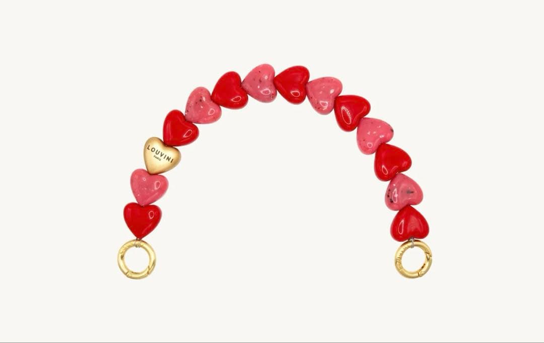 LOUVINI PARIS スマホストラップ　ハンドストラップ ハート