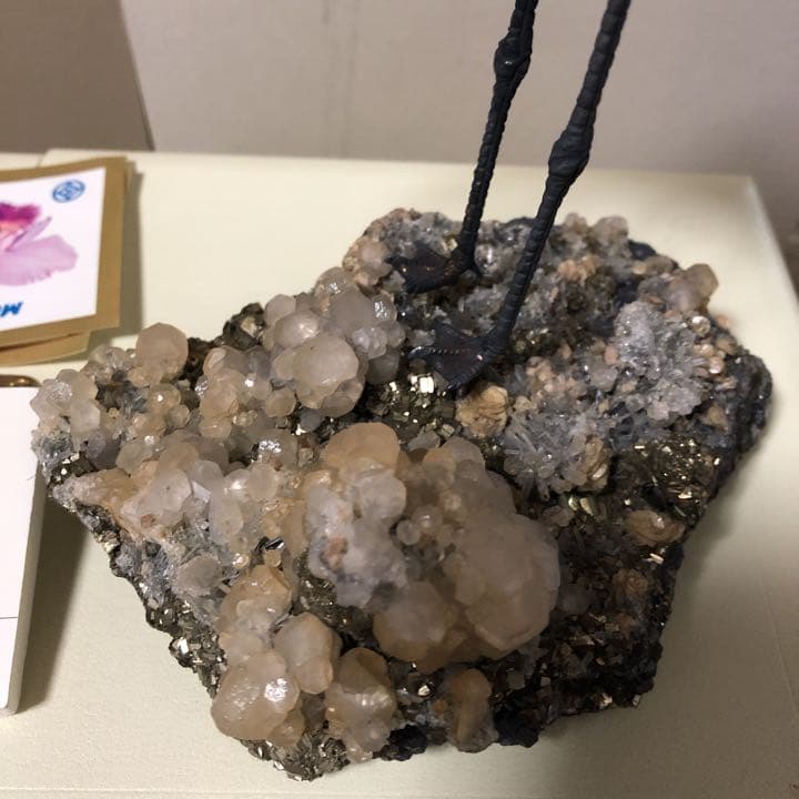 エミールベッカー　パイライト　フラミンゴ 鉱物ローズクォーツ