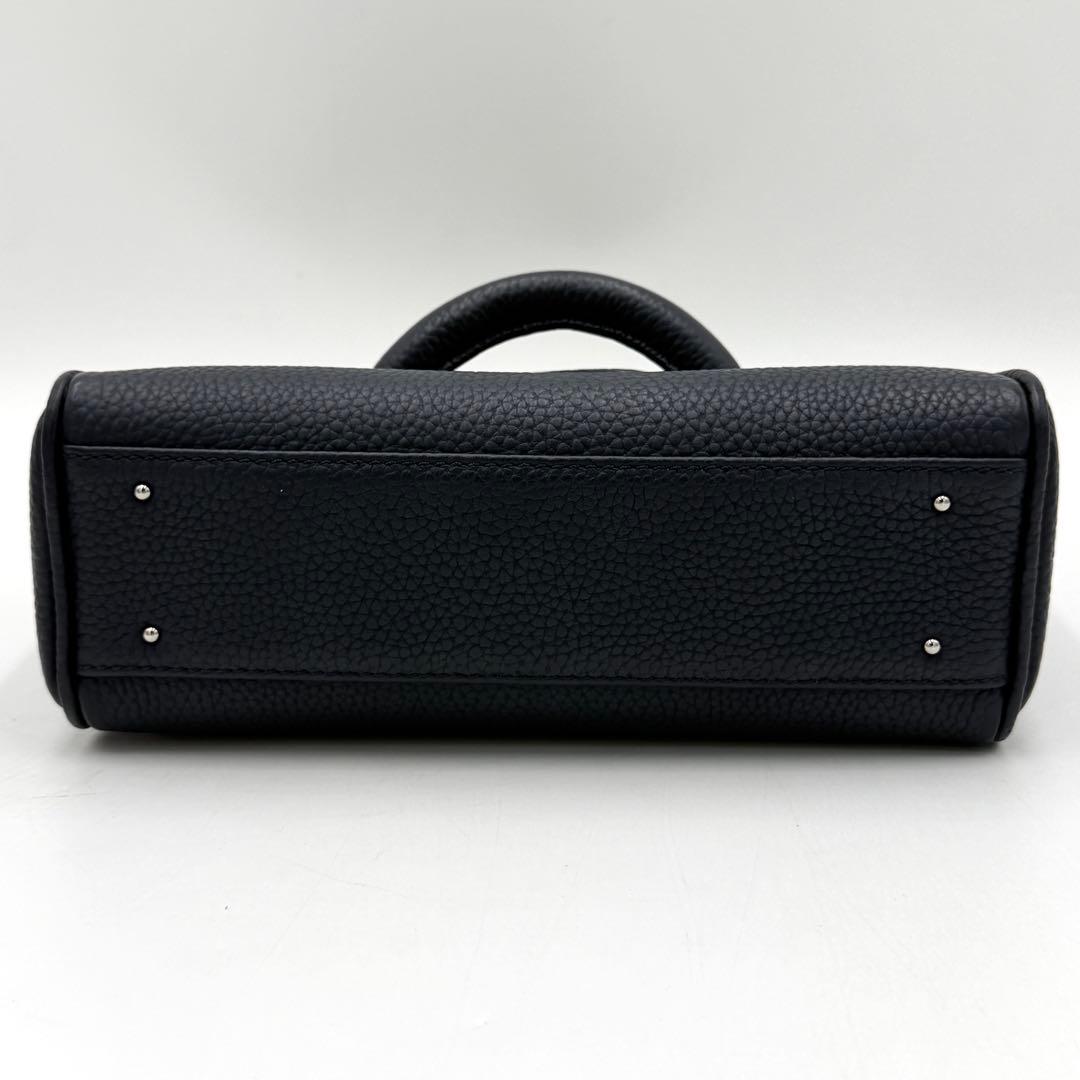 【美品】ヴァジック ハンドバッグ エバーミニミニ ワンハンドル レザー ネイビー