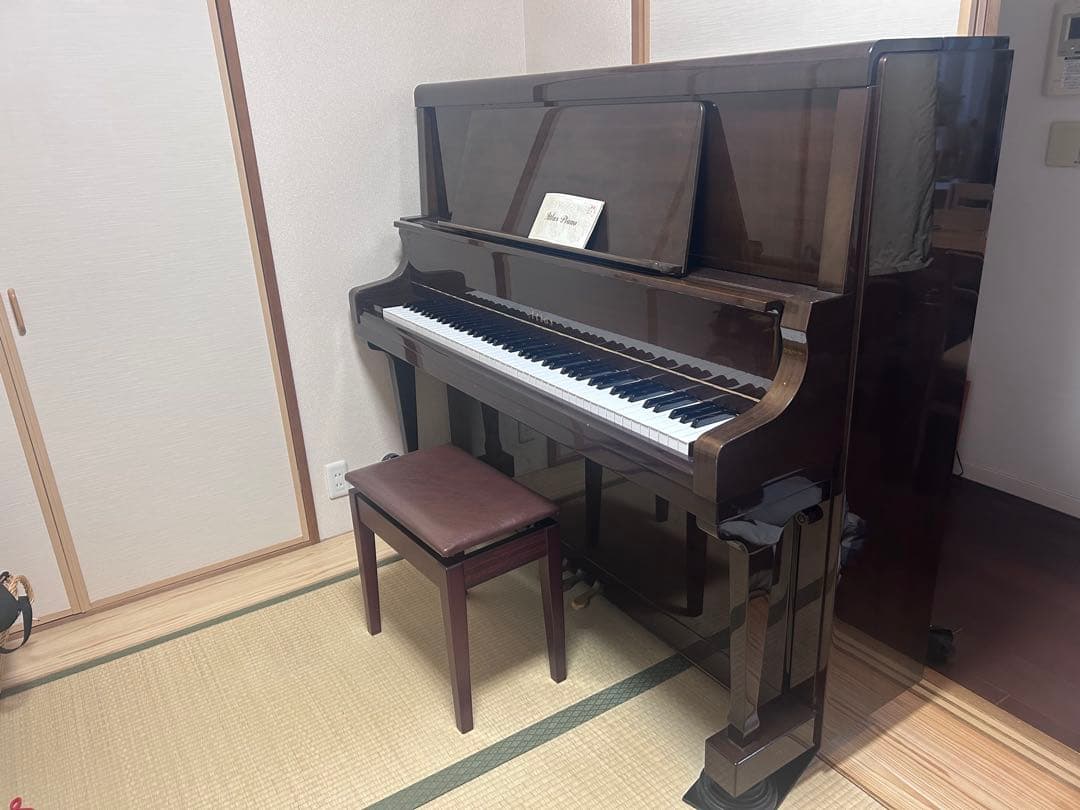 Atlas アップライトピアノ 茶色　椅子付き