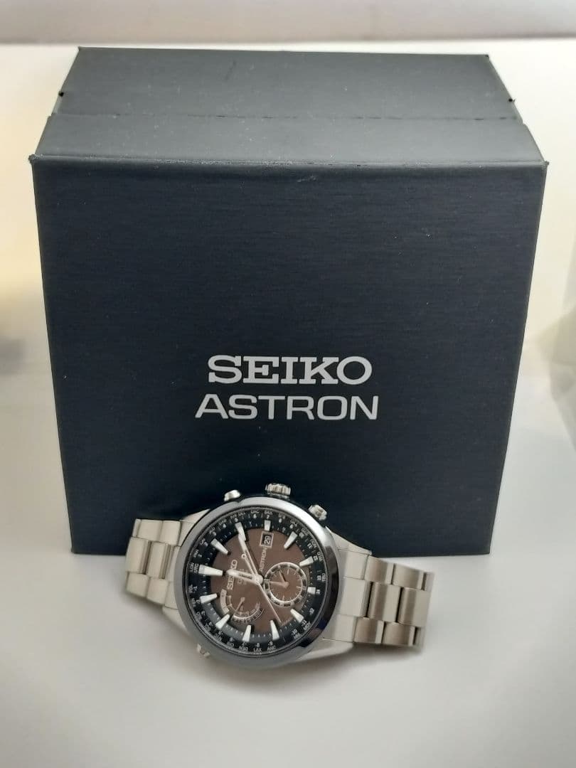 セイコー　アストロン　GPS ソーラー　7x52-0AA0 チタニウム