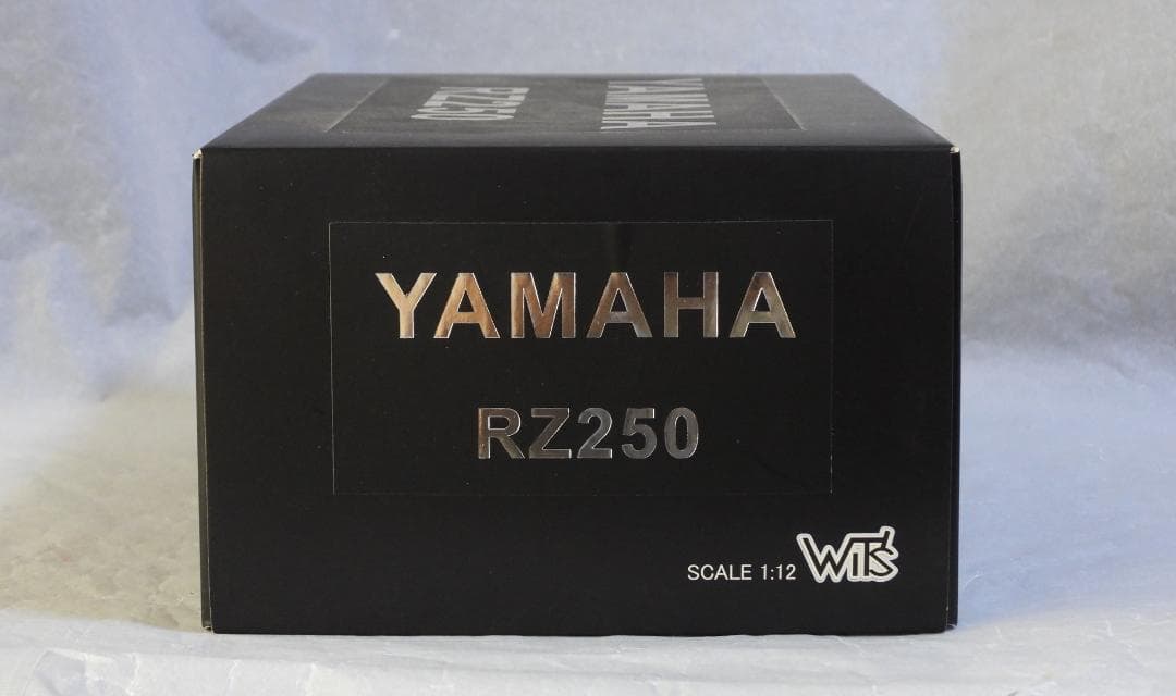 Wit’s YAMAHA RZ-250 1/12　白黒2点　欠陥アリ