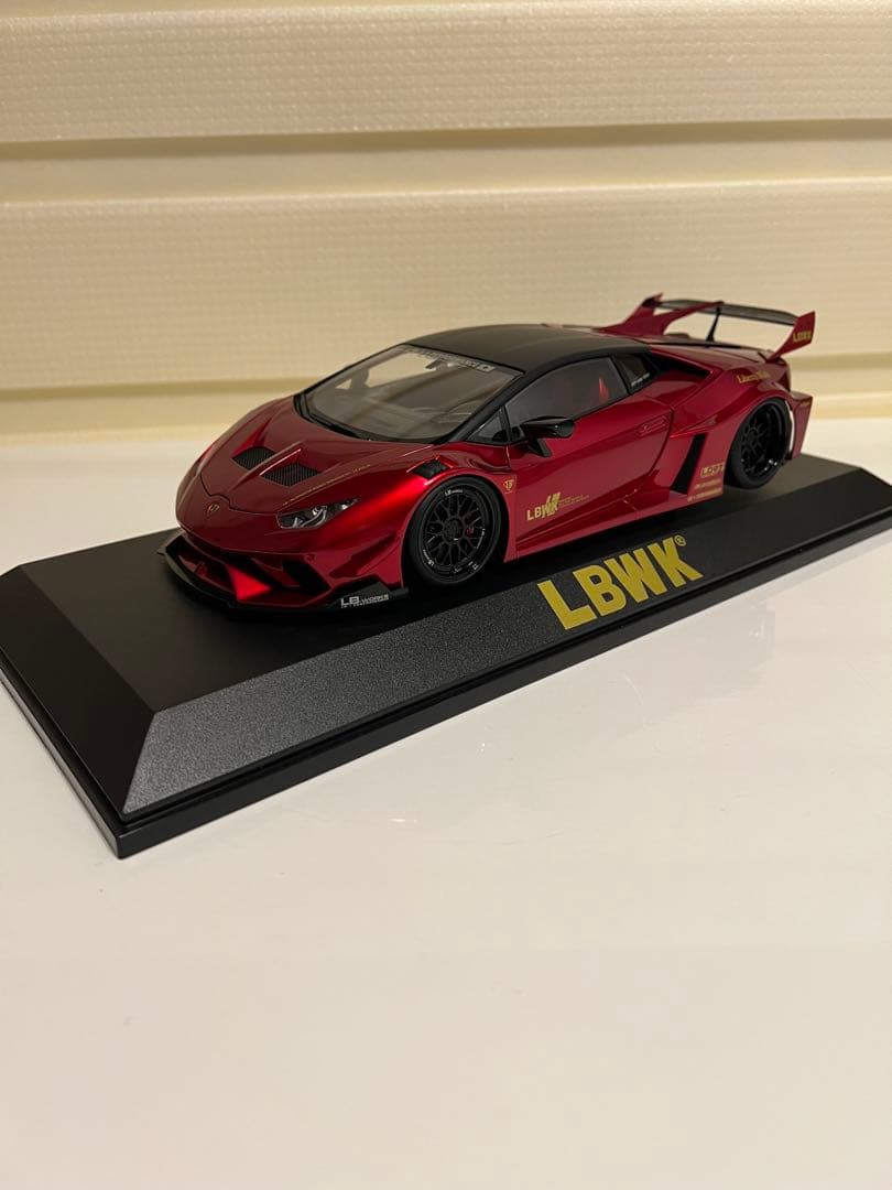 ひろ オートアート LBWK ランボルギーニウラカン1/18