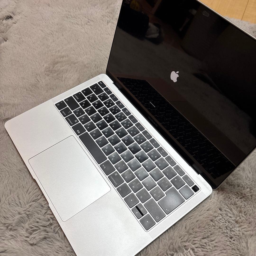 Apple MacBook Air シルバー 2018