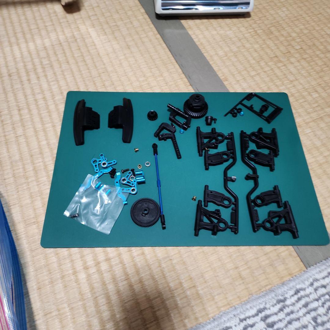 訳アリ(S寸専用)　タミヤMB01　イーグルパーツ多数 のメカ付き