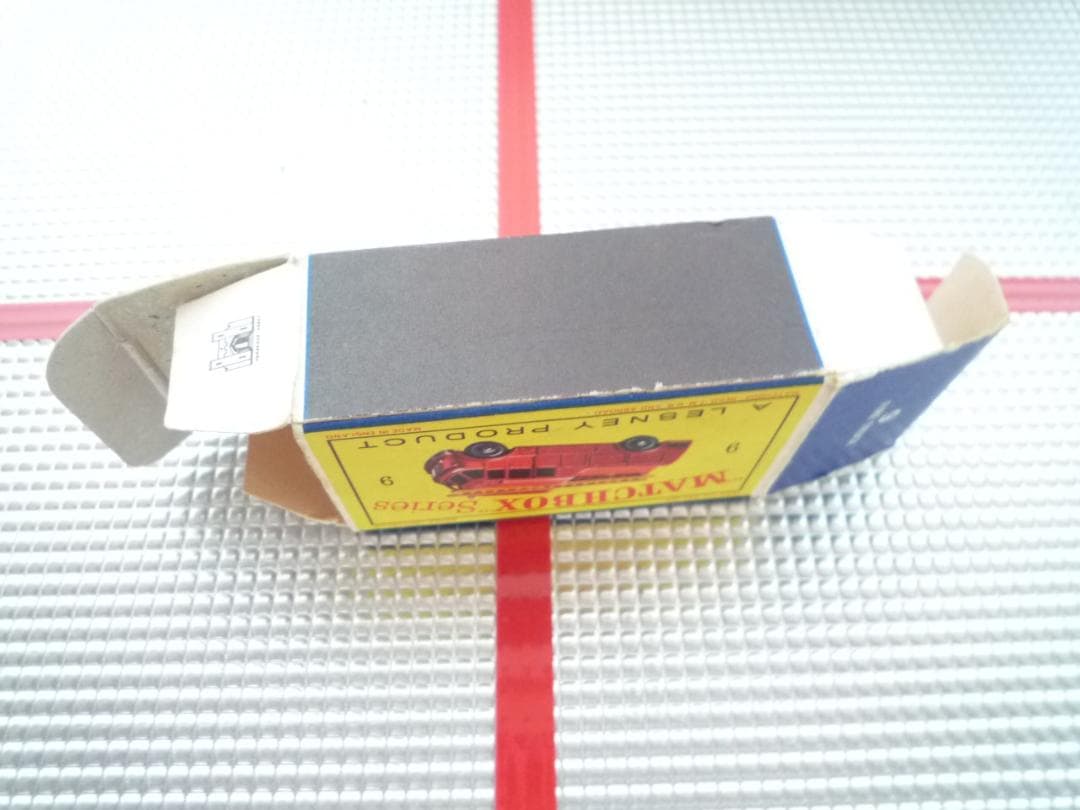 MATCHBOX N°9 FIRE TRUCK 1959