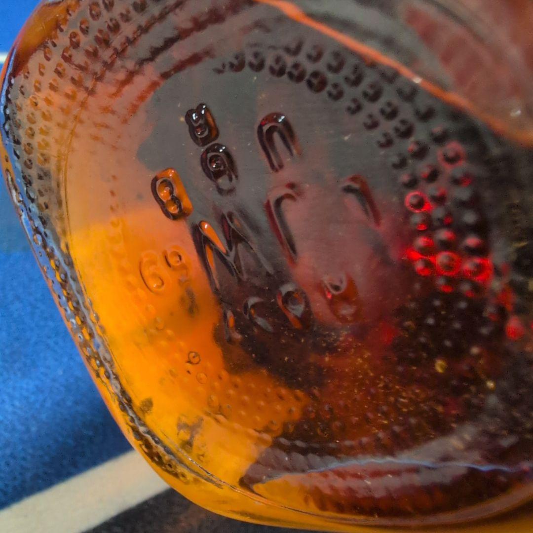 【希少】金キャップ　特級70年代　ジョニーウォーカー　ブラックラベル　未開栓