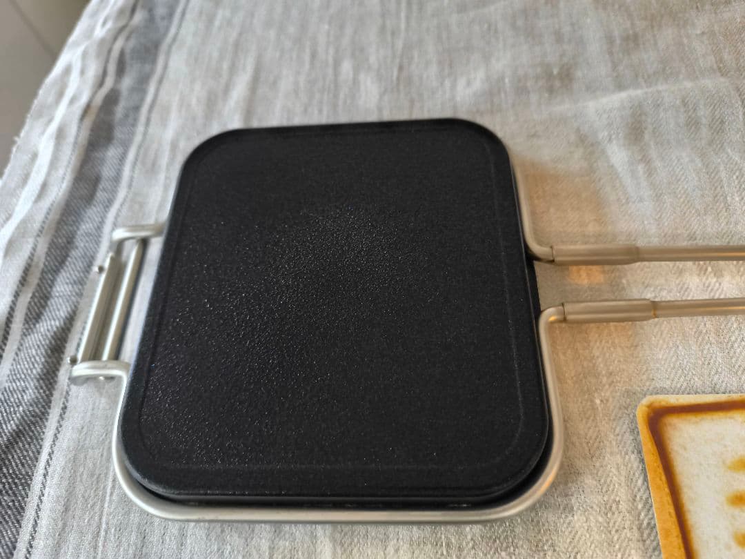 【rito_723です】家事問屋ホットパン／スクエア型ホットサンドメーカー