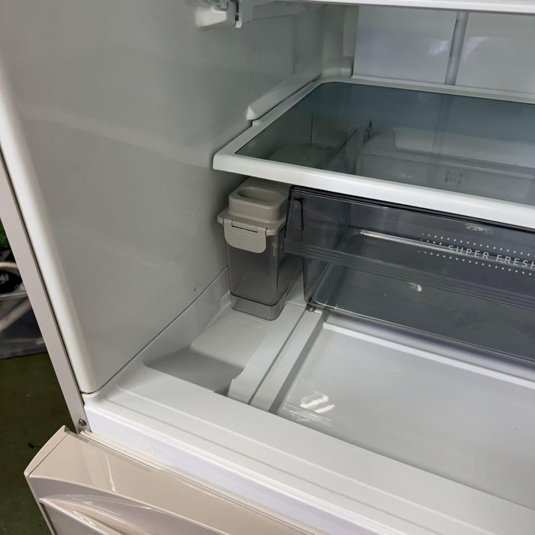 326 東芝　大型冷蔵庫　300L強　小型　家庭用　自動製氷　3ドア　右開き